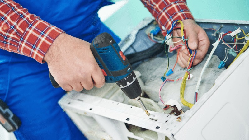 Başakşehir Demirdöküm Demirdöküm çamaşır makinesi kart tamiri – Su almama arızası orijinal parça ile giderildi. - Teknik servis örneği